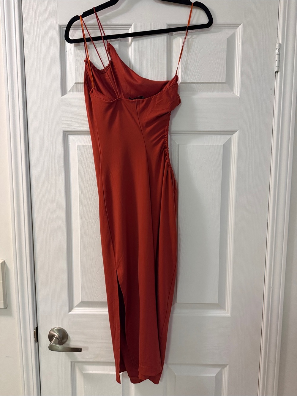 Dynamite Rust Red One-Shoulder Ruched Dress - Picture 3 of 3
